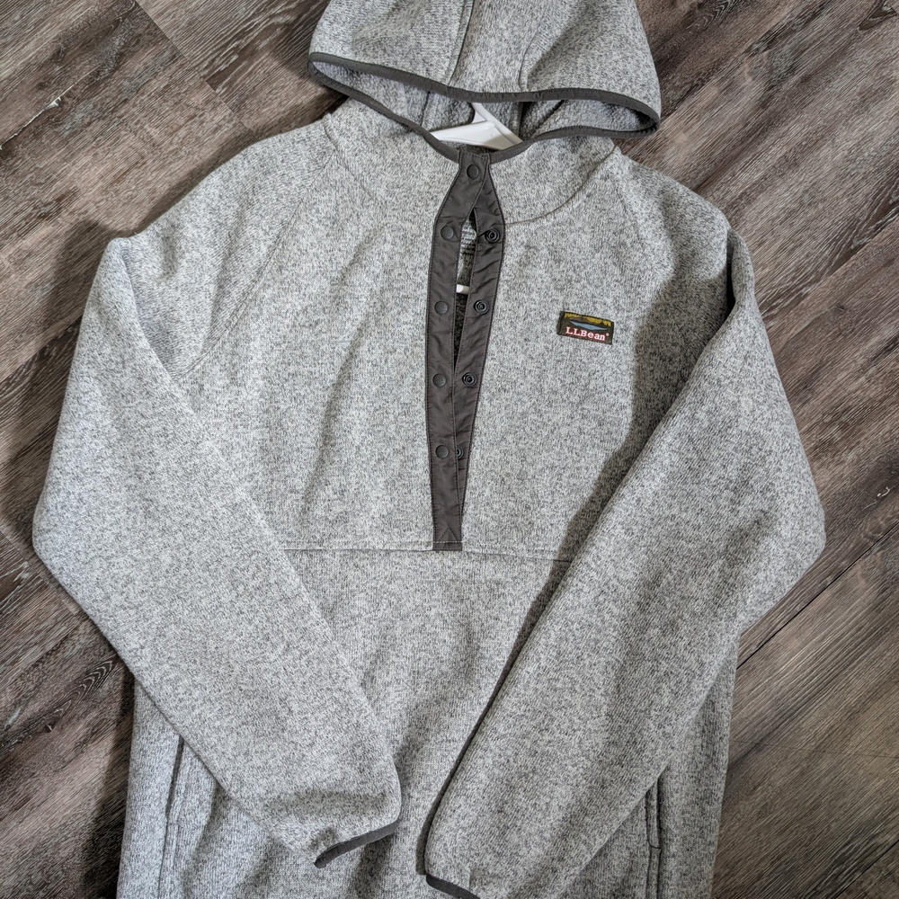 L.L. Bean Light Gray Hooded Snap-Placket Fleece Pullover